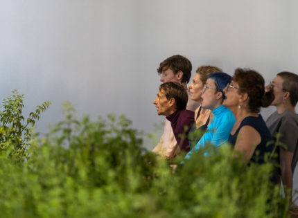 « The Mutes » : une installation-performance par Lina Lapelytè