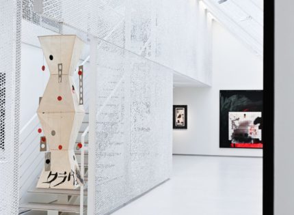 Antoni Clavé et ses inspirations japonaises révélées à Clavé Fine Art