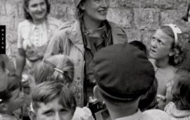 Lee Miller. Saint – Malo assiégée, Aout 1944 : le catalogue d’exposition